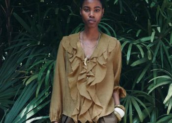 Camisa con volantes de Zara: Lujo asequible