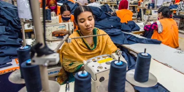 Costes laborales: un desafío para el textil