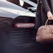 Estilo sobre ruedas: la fusión de moda y la industria automotriz