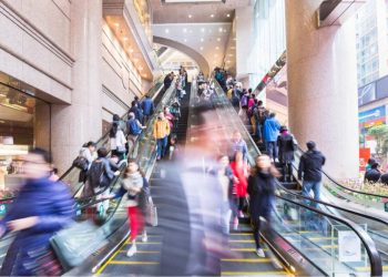 Modernización urgente: El futuro de las escaleras mecánicas en España