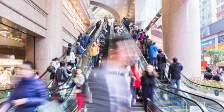 Modernización urgente: El futuro de las escaleras mecánicas en España
