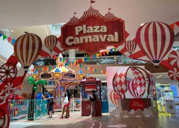 Plaza Carnaval Mall Aventura