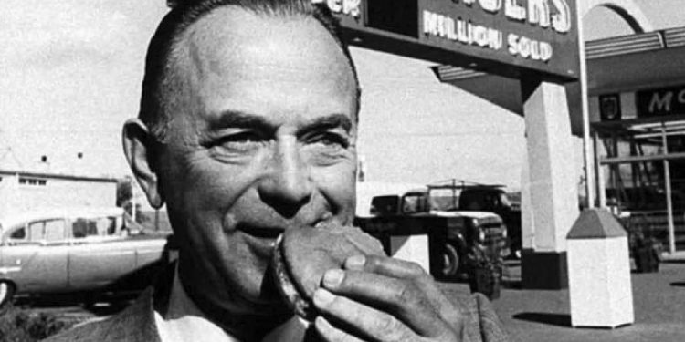 Ray Kroc: El Visionario que Revolucionó el Retail y la Industria de la Comida Rápida