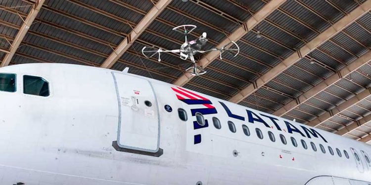 Uso de drones para mantenimiento Latam Airlines Perú