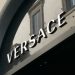 Cambio de juego: Prada y Versace un nuevo poder en la industria del lujo