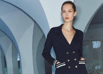 Zara revoluciona la primavera con su blazer de punto artesano