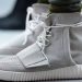 Adidas anuncia venta del último par de zapatillas Yeezy