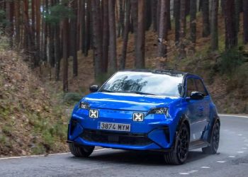 Alpine A290 2025 es el utilitario eléctrico que desafía los límites de la deportividad