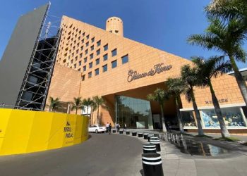 El Palacio de Hierro: Un emblema de lujo y tradición en México