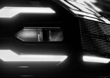 Jeep Compass revela las primeras imágenes oficiales de su nueva generación