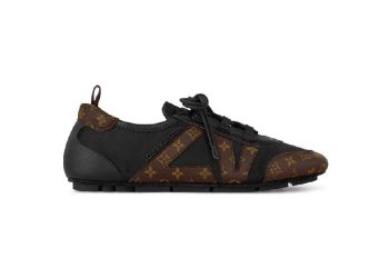 Louis Vuitton se suma a la tendencia de las zapatillas superplanas con su versión de lujo