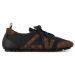 Louis Vuitton se suma a la tendencia de las zapatillas superplanas con su versión de lujo