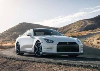 El Nissan GT-R un ícono del automovilismo mundial se despide del mercado