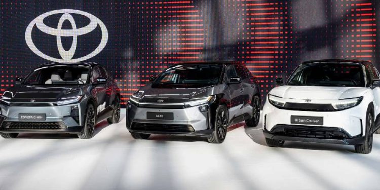 Primer anticipo oficial de la nueva Toyota Hilux (2026)