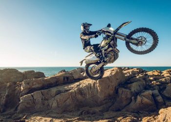 Triumph Motorcycles debuta en la elite del enduro con modelos de 250 y 450 cc 
