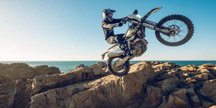 Triumph Motorcycles debuta en la elite del enduro con modelos de 250 y 450 cc
