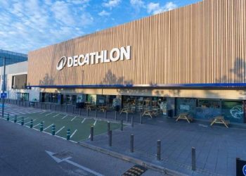Decathlon cierra tiendas en Francia: El auge del Ecommerce
