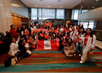 Empresarias mujeres de Colombia Perú y Ecuador con Yanbal