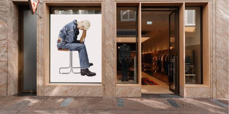 Guess enfrenta una crisis: beneficio en picada y futuro incierto