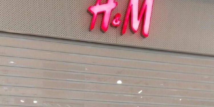 H&M