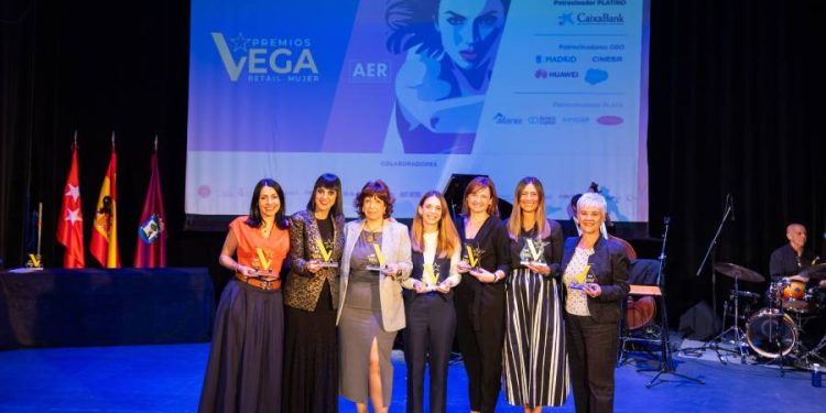 Impulso al talento femenino en retail: Vega retail mujer y sus premios destacan la diversidad y el liderazgo