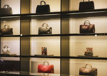 Los creativos ocultos detrás de los bolsos de lujo