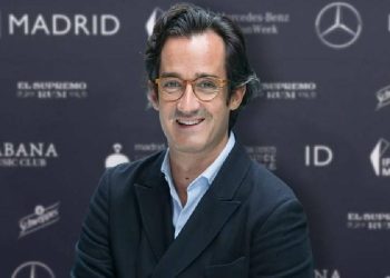 Mercedes-Benz impulsa una nueva era en la moda con Asier Labarga