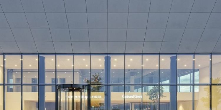 PVH 2024: Ventas a la baja, desafíos de futuro