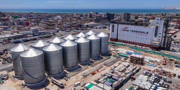 Puerto del Callao APM Terminals