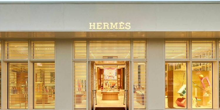 Resiliencia de Hermès: Crecimiento sólido en tiempos de incertidumbre