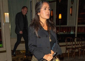 Salma Hayek: Glamour retro en Londres