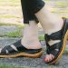 Sandalias chic de Walmart: Elegancia por solo 17 dólares