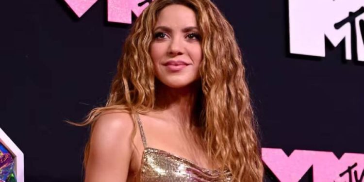 Shakira: Reina del estilo y la música