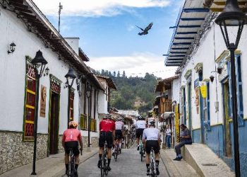 Explorando el futuro del turismo deportivo y ecológico en Colombia