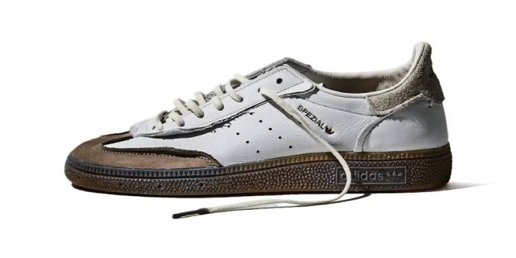 Las Handball Spezial de Invincible son las versión más bella (y deconstruida) de estas míticas zapatillas