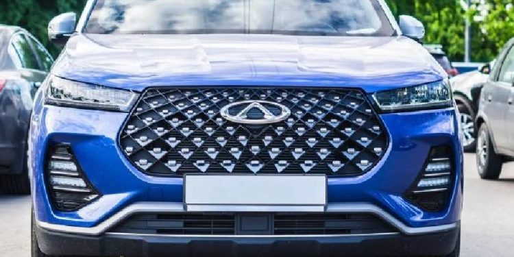 Argentina libera el mercado automotriz con la llegada de autos importados en 2025