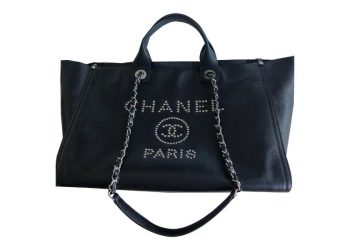La cartera Chanel Cabas Deauville es mucho más que un accesorio
