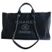 La cartera Chanel Cabas Deauville es mucho más que un accesorio