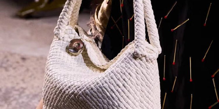 Massimo Dutti y su legado en accesorios de lujo