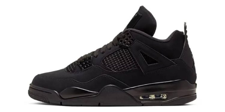 Las Air Jordan 4 “Black Cat” son las zapatillas más sigilosas del universo Jordan y está de regreso