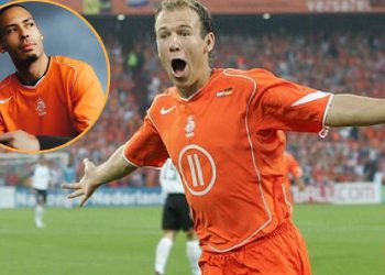 El mundo del fútbol está de celebración ¡Vuelve la mítica Total 90 de Países Bajos 2004!