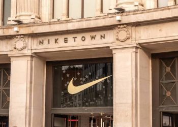 Crea tu propio cartel personalizado en la nueva pop-up de Nike