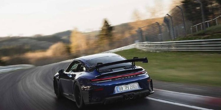 Porsche desafía los límites con el 911 GT3: récord de 6:56.294 en Nürburgring