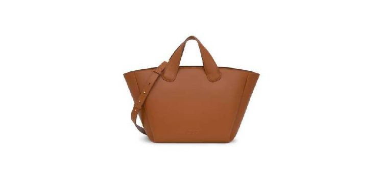 TOUS lanza el capazo grande camel Bloom
