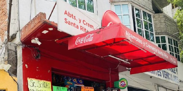 ¿Cómo una pequeña tienda de abarrotes supera a la competencia?