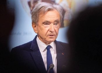 Arnault exige a Europa más pragmatismo para competir con EE. UU.