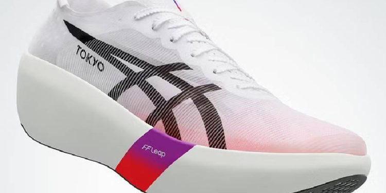 Asics presenta la Metaspeed RAY