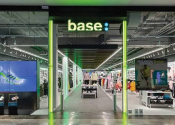 Base celebra 40 años como referente del retail deportivo en España