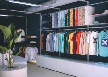 Blue Banana impulsa su liderazgo con aperturas estratégicas en centros comerciales