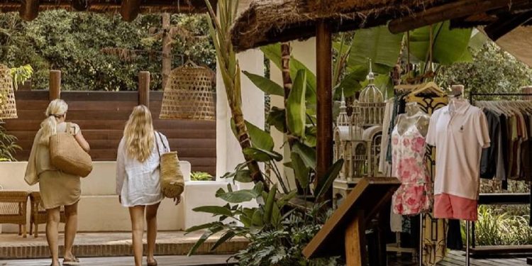 Dormir entre Chanel, Hermès y Cartier: hoteles donde la moda es parte de la experiencia